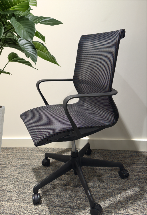 Mesh L10: Swivel Task Chair